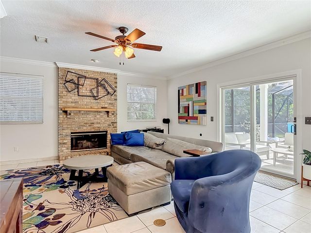 237 CEDARWOOD COURT, Debary, FL 32713