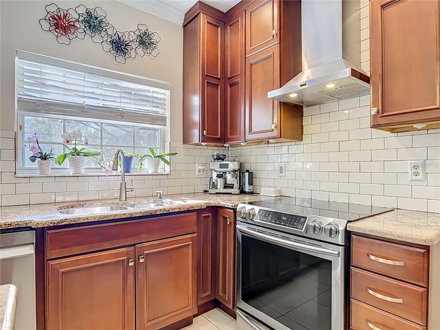 237 CEDARWOOD COURT, Debary, FL 32713
