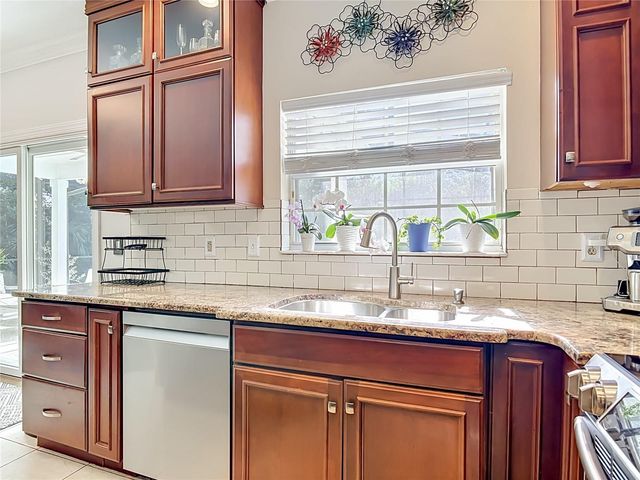 237 CEDARWOOD COURT, Debary, FL 32713