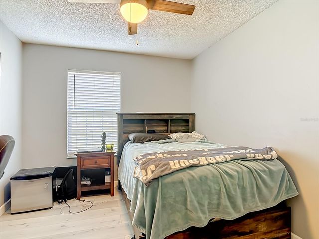 237 CEDARWOOD COURT, Debary, FL 32713