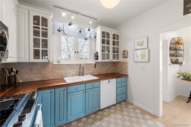 2710 S Grant Street, Englewood, CO 80113