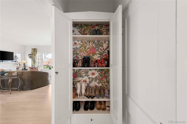 2710 S Grant Street, Englewood, CO 80113