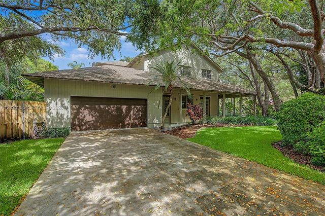 8200 SW 182nd Street, Palmetto Bay, FL 33157