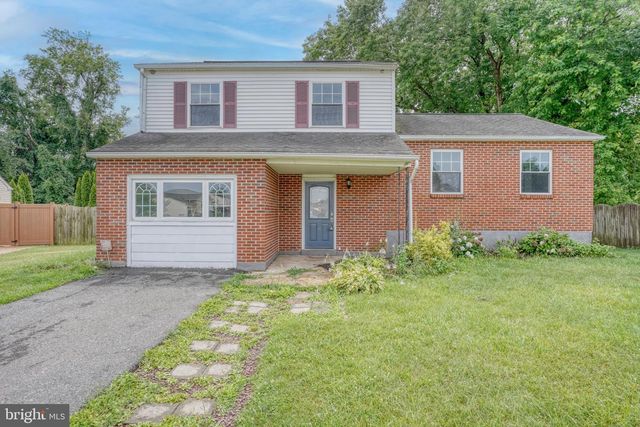 8 YORKTOWN RD, New Castle, DE 19720