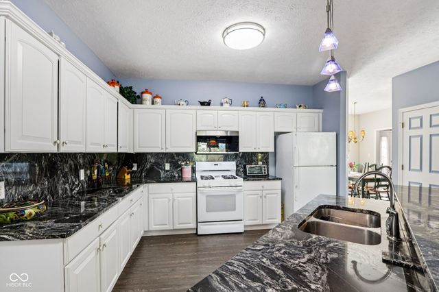 5808 Corralberry Court, Carmel, IN 46033