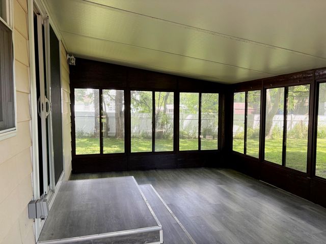 1060 Pawnee Drive, Burton, MI 48509