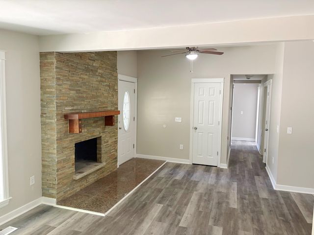 1060 Pawnee Drive, Burton, MI 48509