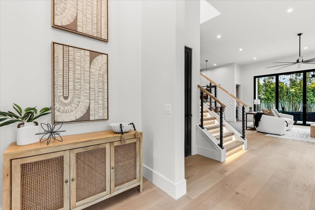 Image 14 of property listing at 629 COUNTRY CLUB DRIVE, Winter Park, FL 32789