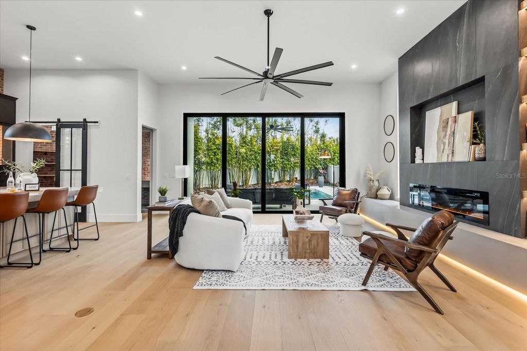 Image 3 of property listing at 629 COUNTRY CLUB DRIVE, Winter Park, FL 32789