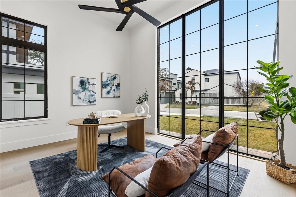 Image 10 of property listing at 629 COUNTRY CLUB DRIVE, Winter Park, FL 32789