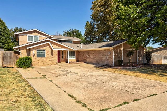 9721 Lakeland Terrace, Oklahoma City, OK 73162