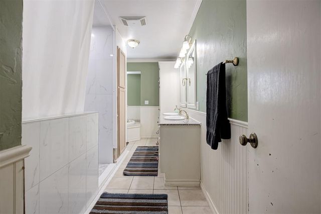9721 Lakeland Terrace, Oklahoma City, OK 73162