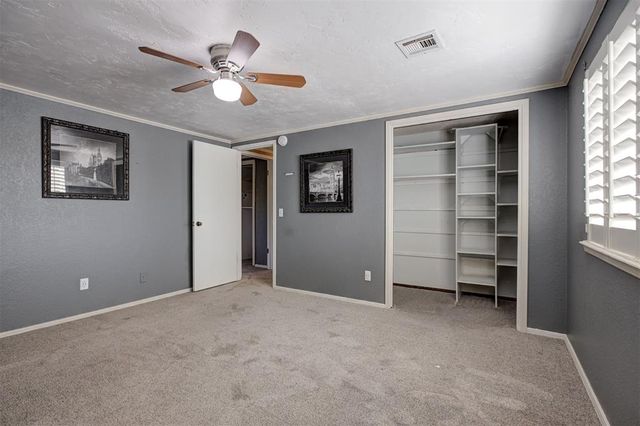 9721 Lakeland Terrace, Oklahoma City, OK 73162