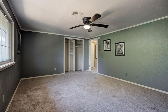 9721 Lakeland Terrace, Oklahoma City, OK 73162