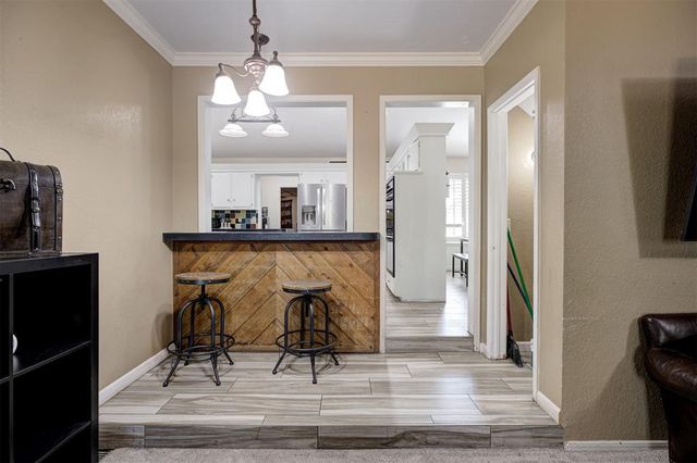 9721 Lakeland Terrace, Oklahoma City, OK 73162