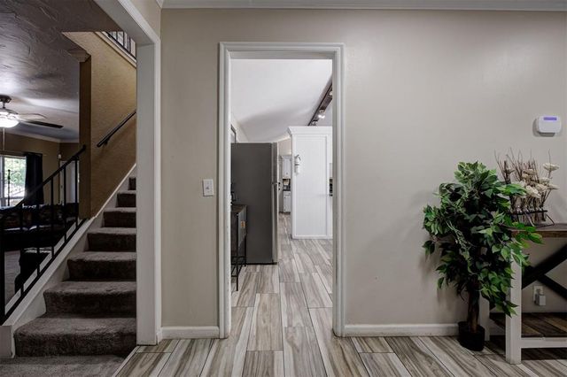 9721 Lakeland Terrace, Oklahoma City, OK 73162