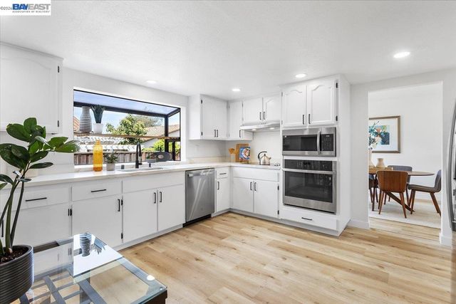 4306 Lisa Dr, Union City, CA 94587