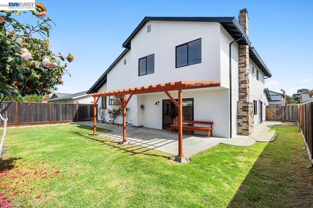 4306 Lisa Dr, Union City, CA 94587