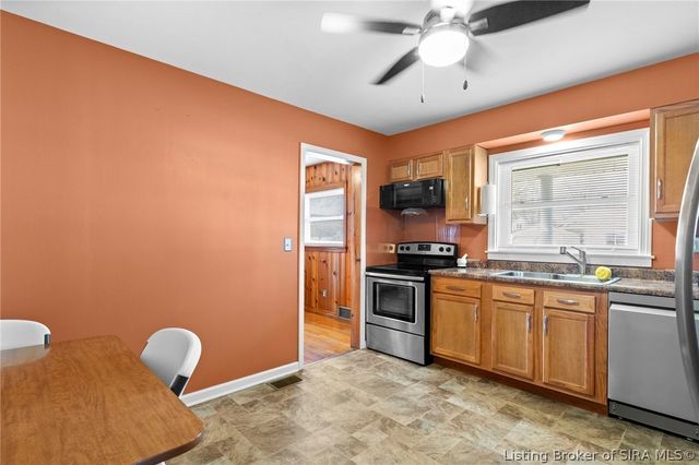 205 S Second Street, Scottsburg, IN 47170