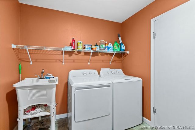 205 S Second Street, Scottsburg, IN 47170