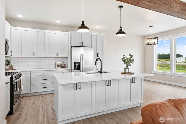 312 W 3rd Street, Everson, WA 98247