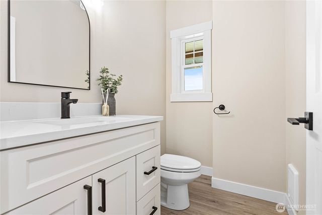 312 W 3rd Street, Everson, WA 98247