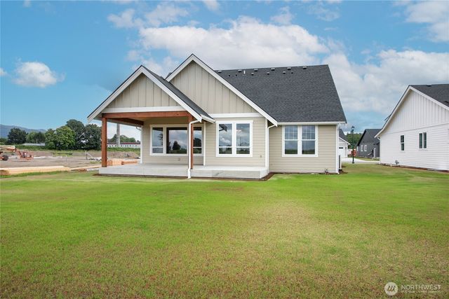 312 W 3rd Street, Everson, WA 98247