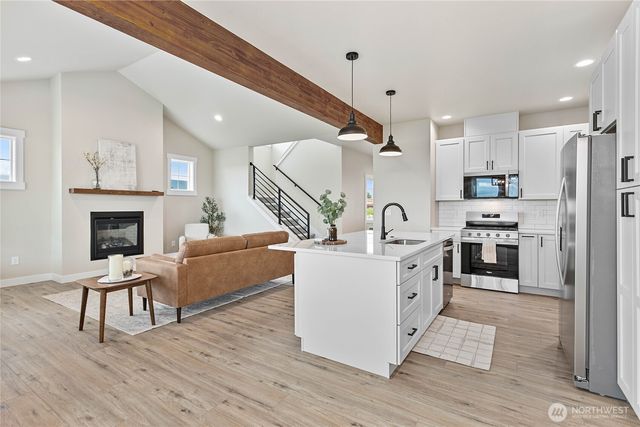 312 W 3rd Street, Everson, WA 98247