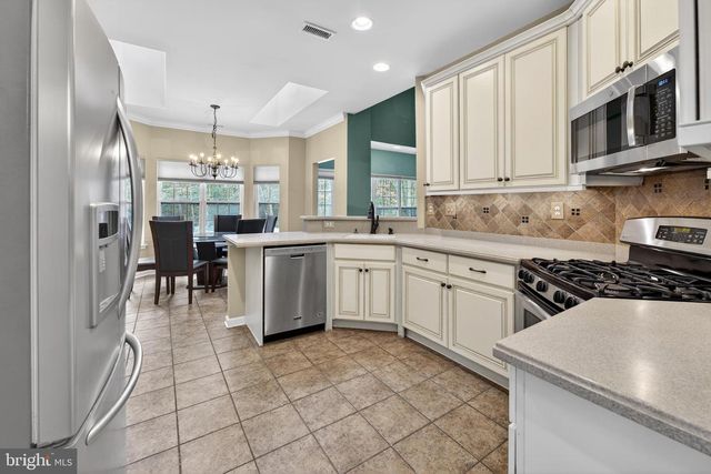 310 BITTLEWOOD AVE, Berlin, NJ 08009