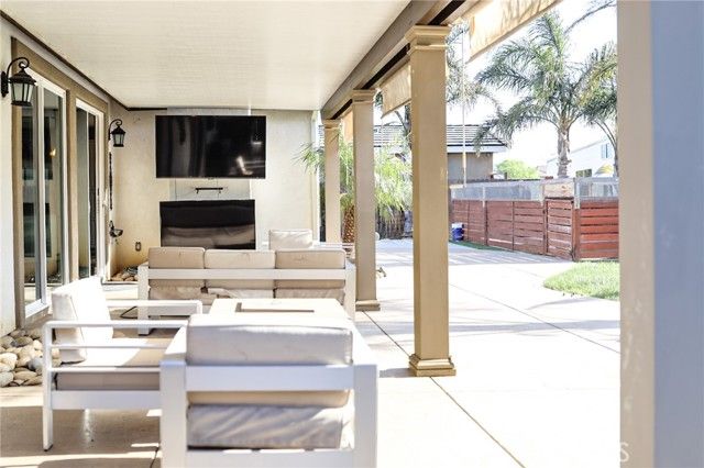 207 Dressler, Santa Maria, CA 93454