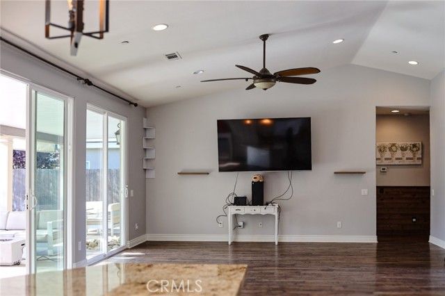 207 Dressler, Santa Maria, CA 93454