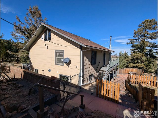 4360 Green Mountain Dr, Livermore, CO 80536