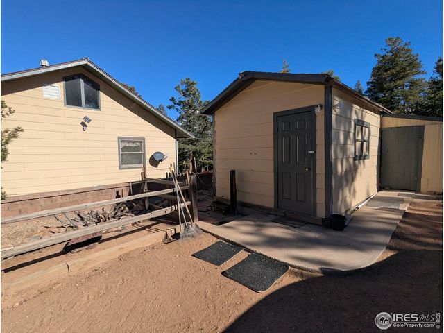 4360 Green Mountain Dr, Livermore, CO 80536