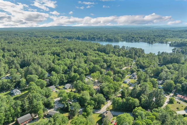 3 Carter Road, Merrimack, NH 03054