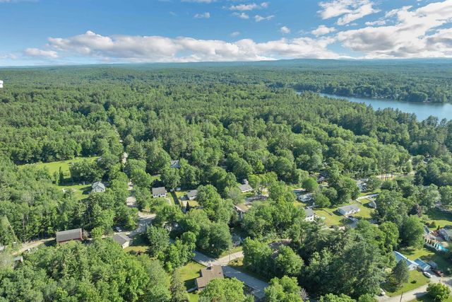 3 Carter Road, Merrimack, NH 03054