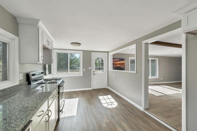 3 Carter Road, Merrimack, NH 03054
