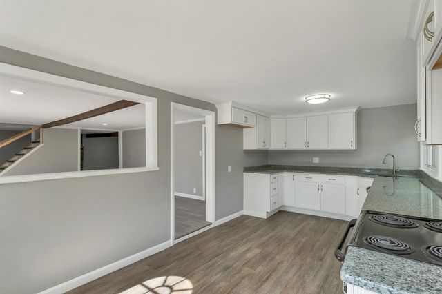 3 Carter Road, Merrimack, NH 03054