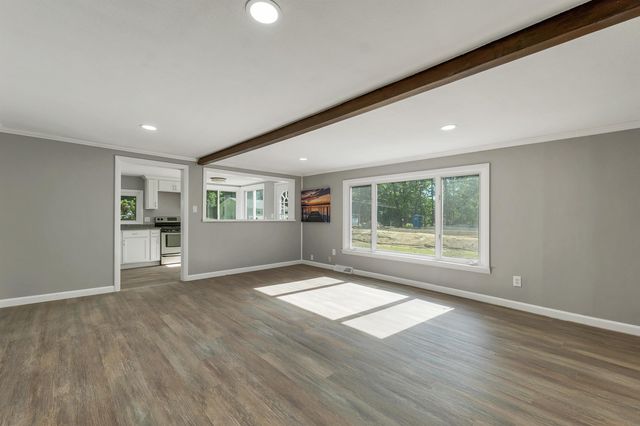 3 Carter Road, Merrimack, NH 03054