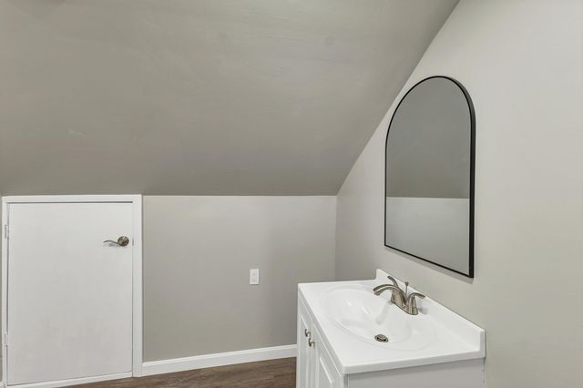 3 Carter Road, Merrimack, NH 03054