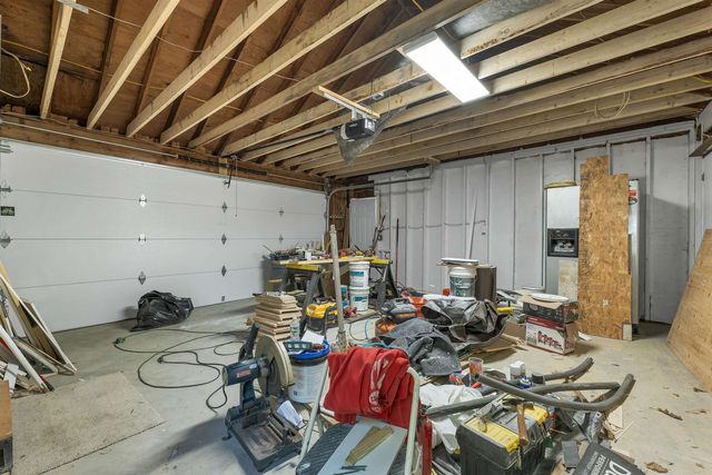 3 Carter Road, Merrimack, NH 03054