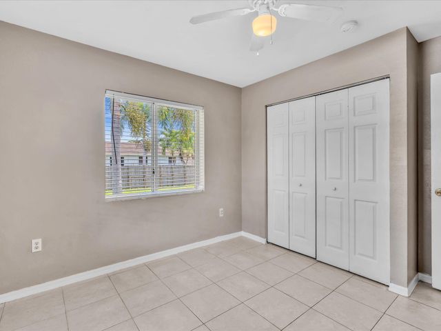 916 NW 3rd Terrace, Florida City, FL 33034