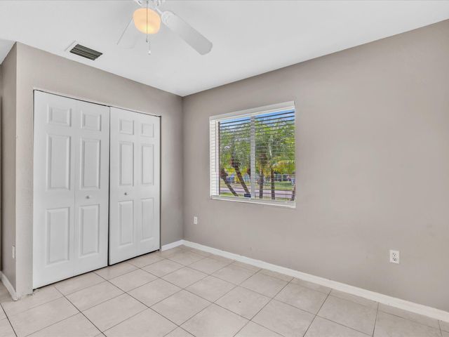 916 NW 3rd Terrace, Florida City, FL 33034