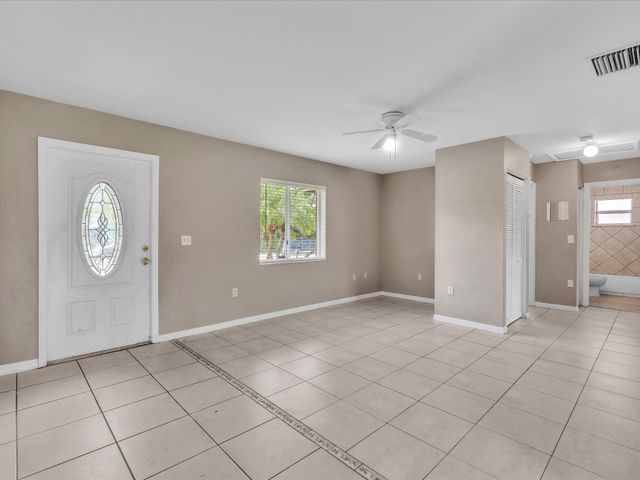 916 NW 3rd Terrace, Florida City, FL 33034