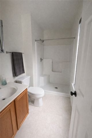 2004 Arbor Ridge Ct, Indiana Twp, PA 15024