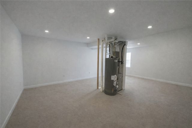 2004 Arbor Ridge Ct, Indiana Twp, PA 15024