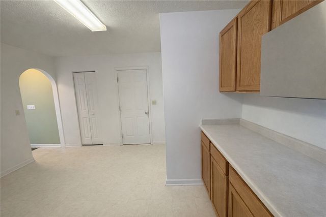 2004 Arbor Ridge Ct, Indiana Twp, PA 15024