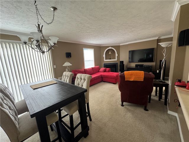 2004 Arbor Ridge Ct, Indiana Twp, PA 15024