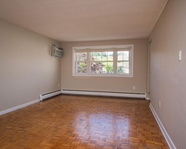 30 Washington Park Drive 12, Andover, MA 01810