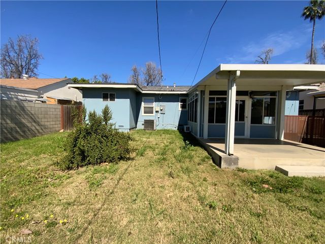 745 W E, Ontario, CA 91762