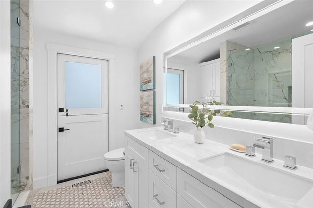 495 El Camino Del Mar, Laguna Beach, CA 92651